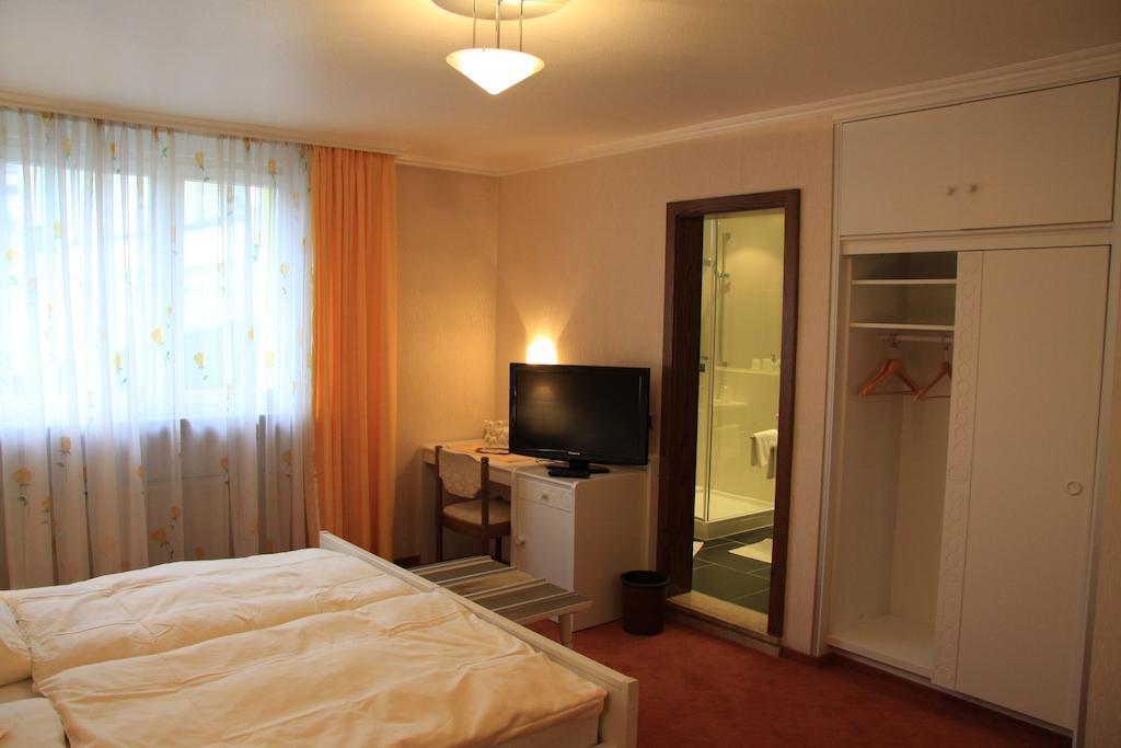 Hotel Die Post Offenbach am Main Rum bild